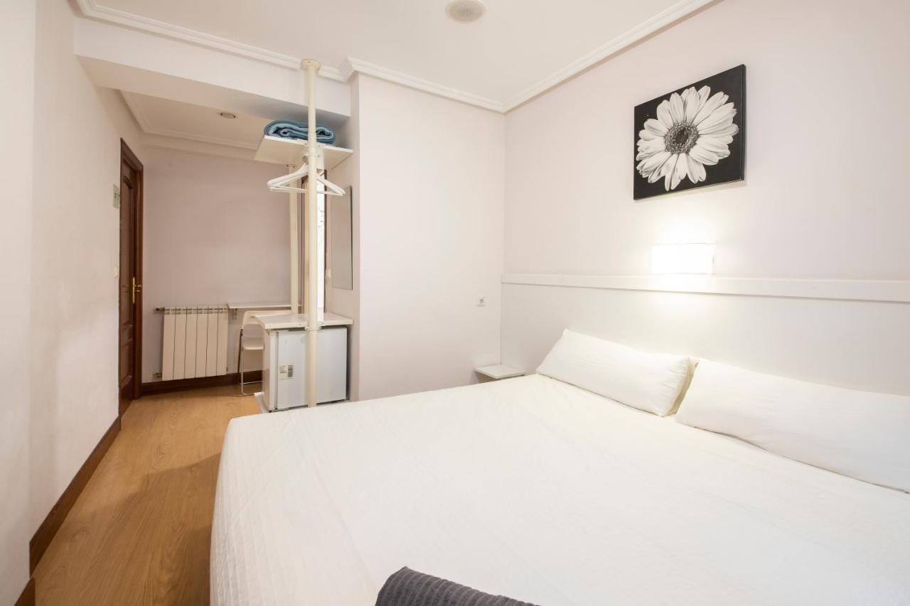 Pension Santa Clara San Sebastián Esterno foto